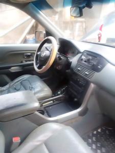 Honda Pilot • 2004 • 12,000 km