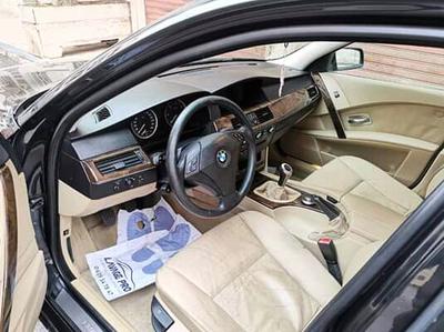 BMW Rad 5 • 2009 • 220,000 km