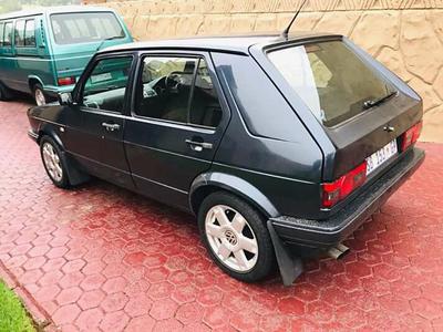 Volkswagen Golf • 2003 • 95,000 km