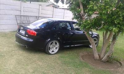 Audi A4 • 2008 • 270 km