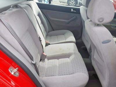 Volkswagen Golf • 2003 • 101,231 km