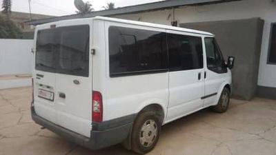 Ford  • 2006 • 1,225 km