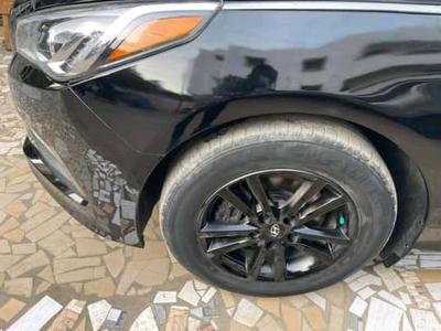 Lexus  • 2010 • 250 km