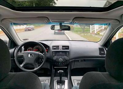 Honda Accord • 2005 • 445 km