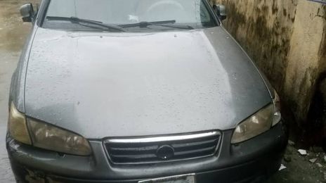 Toyota Camry • 2001 • 100 km