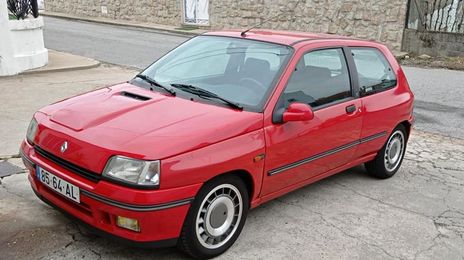 Renault Clio • 1992 • 167,000 km