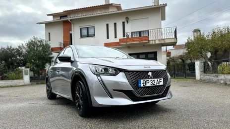 Peugeot 2008 • 2022 • 20,656 km