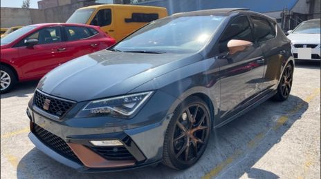Seat Leon • 2020 • 68,000 km