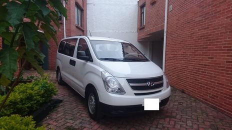 Hyundai H1 • 2013 • 165,000 km