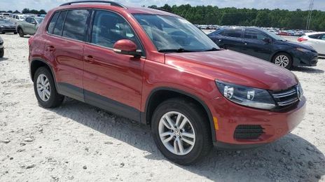 Volkswagen Tiguan Limited • 2015 • 10,000 mi