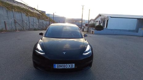 Tesla Model 3 • 2019 • 170,000 km