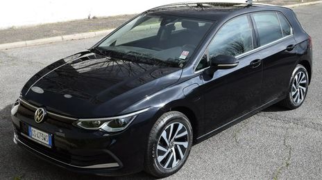 Volkswagen Golf • 2021 • 33,000 km