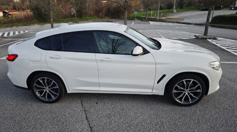 BMW X4 • 2019 • 170,000 km