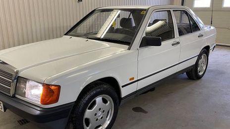 Mercedes-Benz 190 E • 1984 • 47,467 km