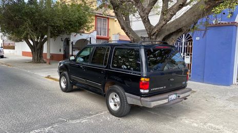 Ford Explorer • 1997 • 170,000 km