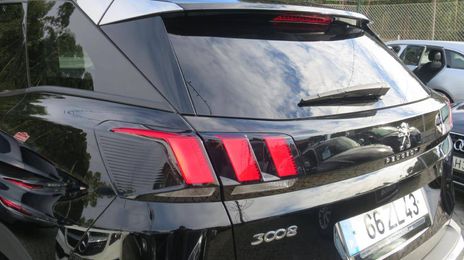 Peugeot 3008 • 2019 • 84,000 km
