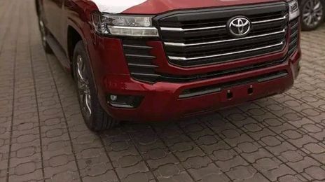 Toyota Land Cruiser • 2021 • 50,000 km