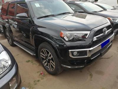 Toyota 4 Runner Limited • 2018 • 30,000 km