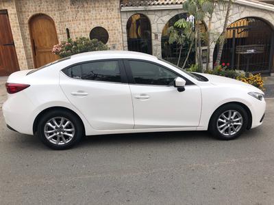 Mazda 3 • 2015 • 38,000 km