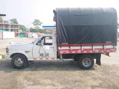 Ford 350 • 1997 • 330,000 km