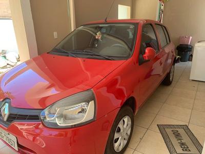 Renault Clio • 2015 • 43,000 km