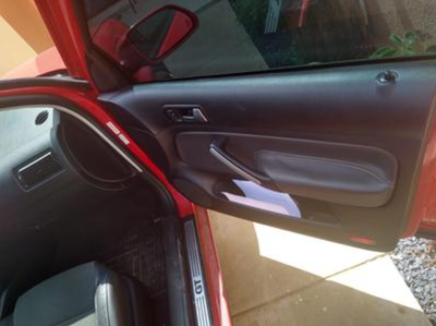 Volkswagen Golf • 2010 • 132,000 km