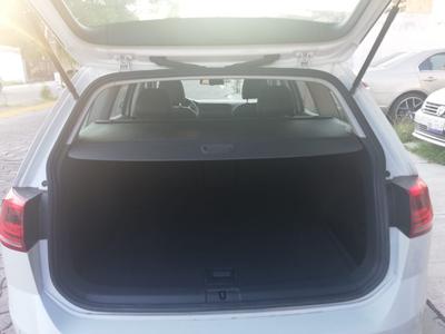 Volkswagen Golf Sportvan • 2016 • 15,000 km