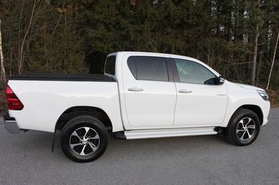 Toyota Hilux • 2017 • 58,000 km