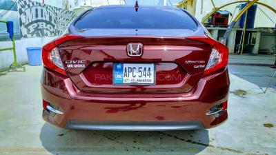 Honda Civic • 2019 • 3,800 km