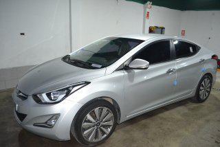 Hyundai Elantra • 2016 • 42,000 km