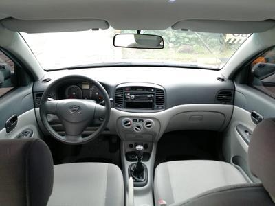 Hyundai Accent • 2009 • 132,300 km