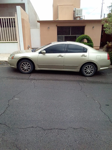 Mitsubishi Galant • 2004 • 143,000 km