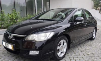 Honda Civic • 2007 • 173,000 km