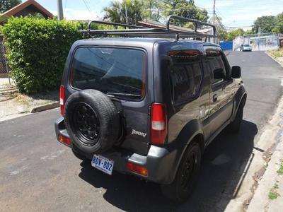 Suzuki Jimny • 2014 • 215,000 km