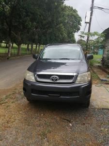 Toyota Hilux • 2010 • 0 km