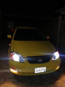 Toyota Corolla • 2009 • 200,000 km