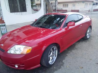 Hyundai Coupé • 2004 • 98,000 km
