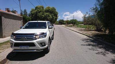 Toyota Hilux • 2017 • 11,000 km