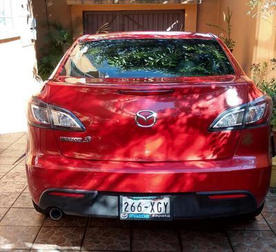 Mazda 3 • 2010 • 40,000 km