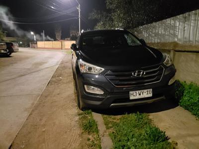Hyundai Santa Fe • 2016 • 44,000 km
