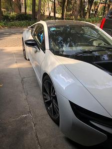BMW i8 • 2016 • 1,000 km