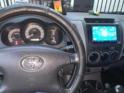 Toyota Hilux • 2008 • 176,000 km