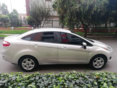 Ford Fiesta • 2016 • 33,200 km