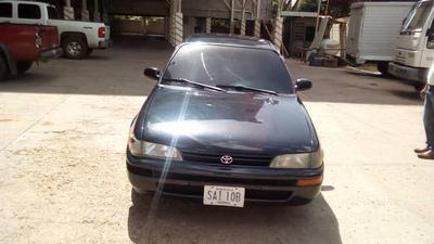 Toyota Corolla • 1998 • 368,000 km