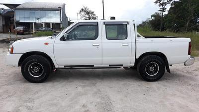 Nissan Frontier • 2015 • 92,000 km