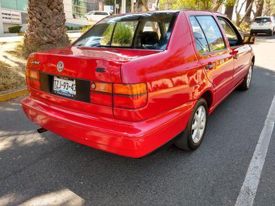 Volkswagen Jetta • 1999 • 92,000 km