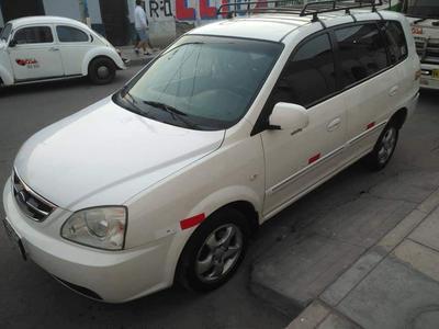 Kia Carens • 2005 • 120,000 km