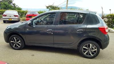 Renault Sandero • 2018 • 37,200 km