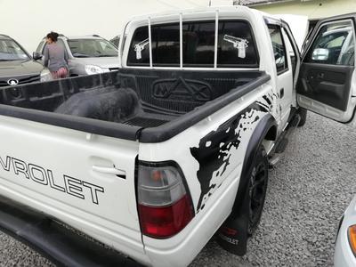 Chevrolet Luv • 2004 • 345,000 km