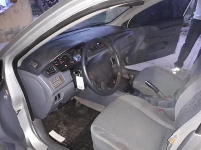 Mitsubishi Lancer • 2002 • 220,000 km